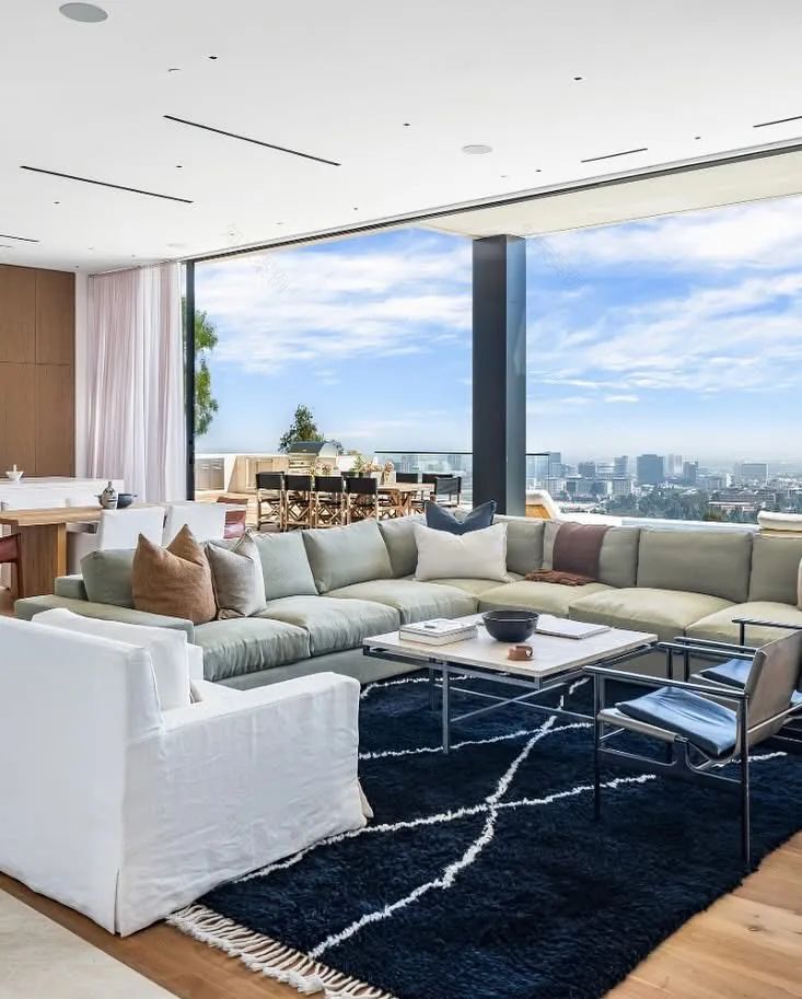 两个比弗利山庄顶豪新作-10