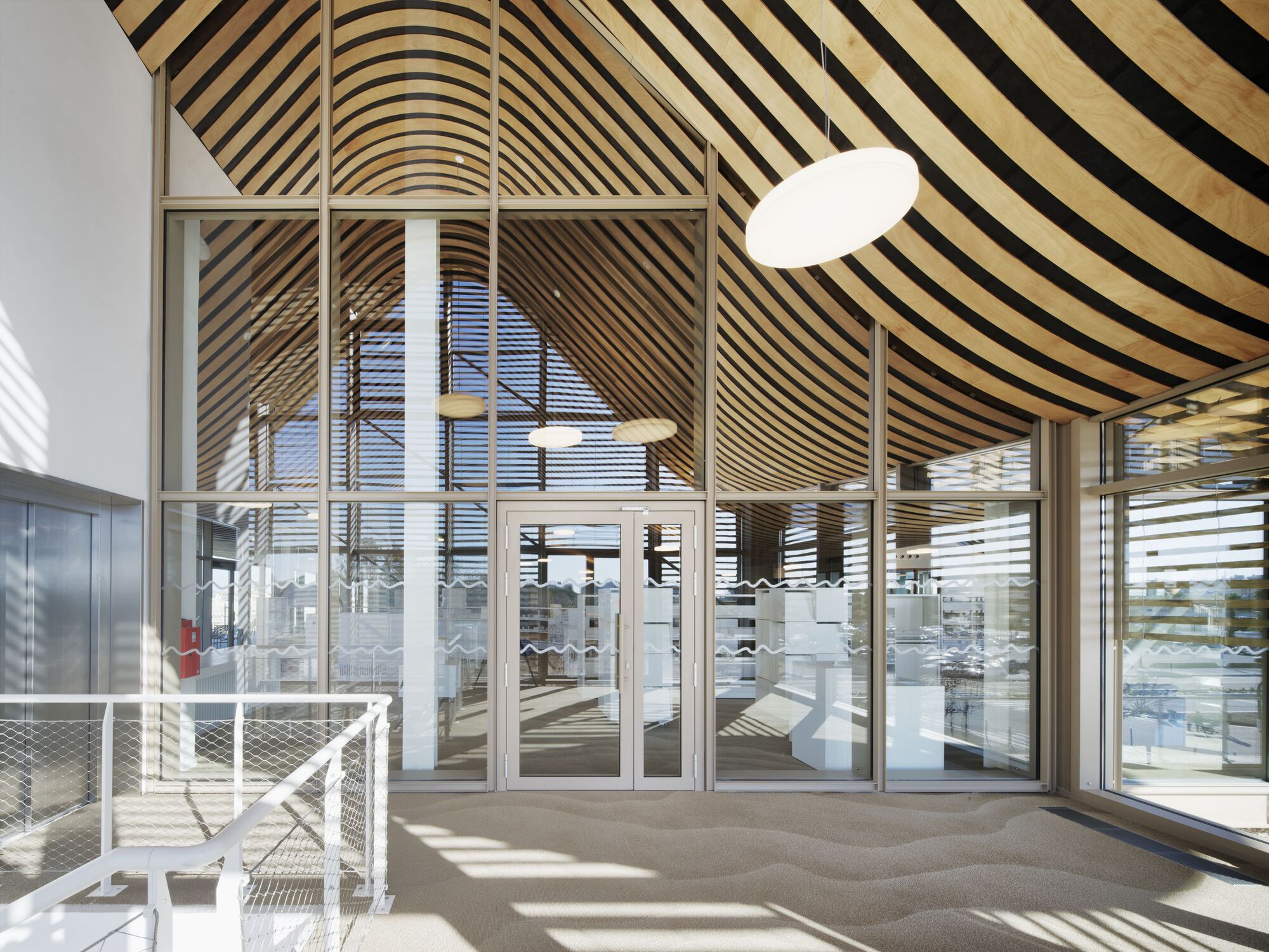 Event Hall L’Agora and Ernest Hemingway Media Library / Ateliers A+-41