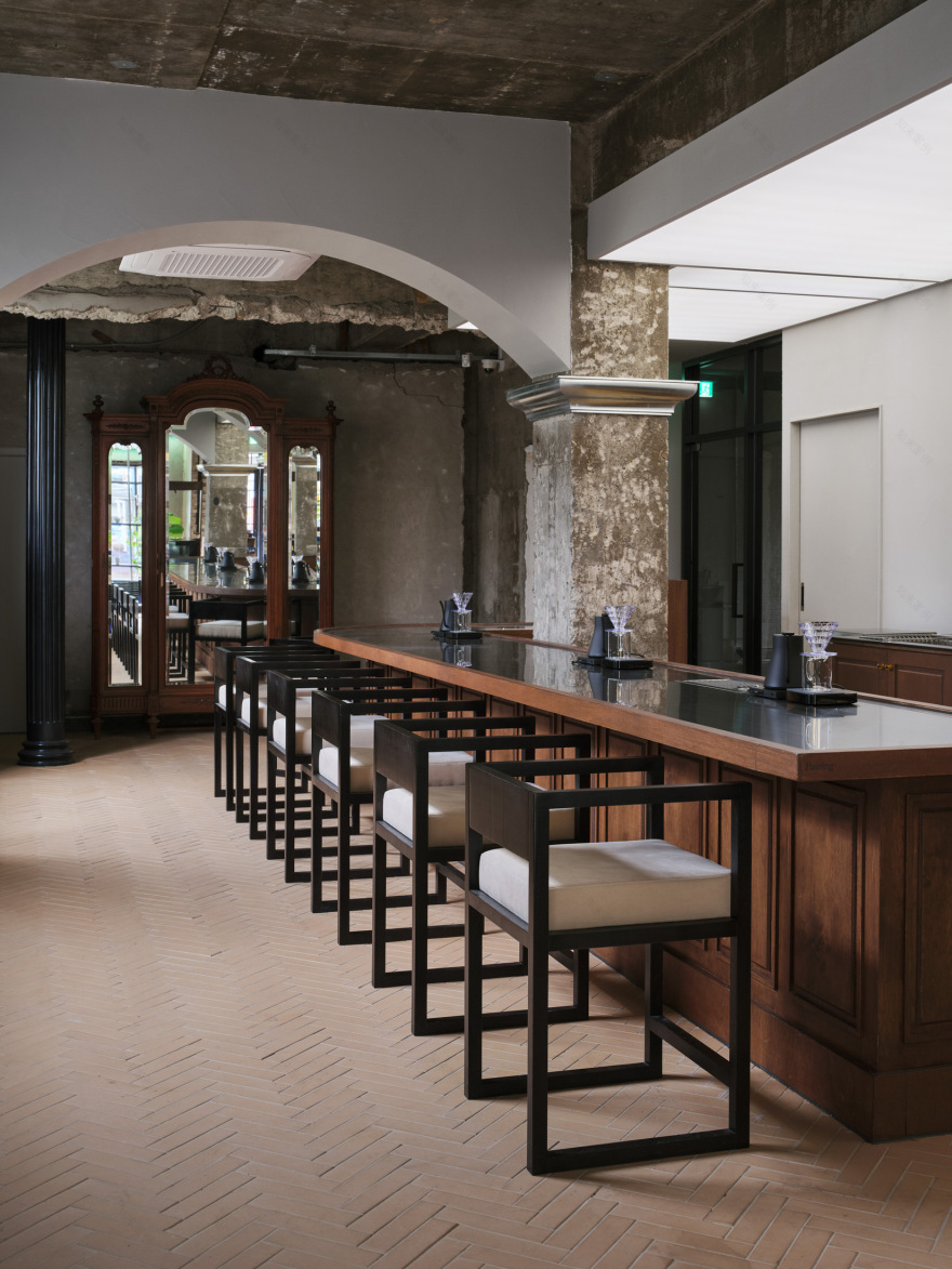 首尔欧式咖啡馆丨韩国首尔丨釜山 Design by 83-34