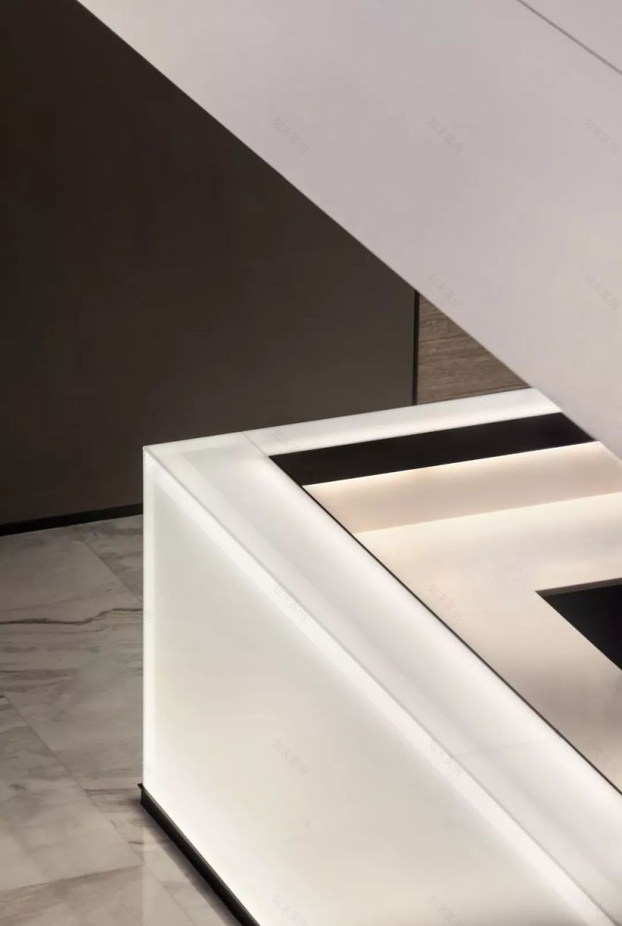 几何律动中的莆田正荣销售中心-31