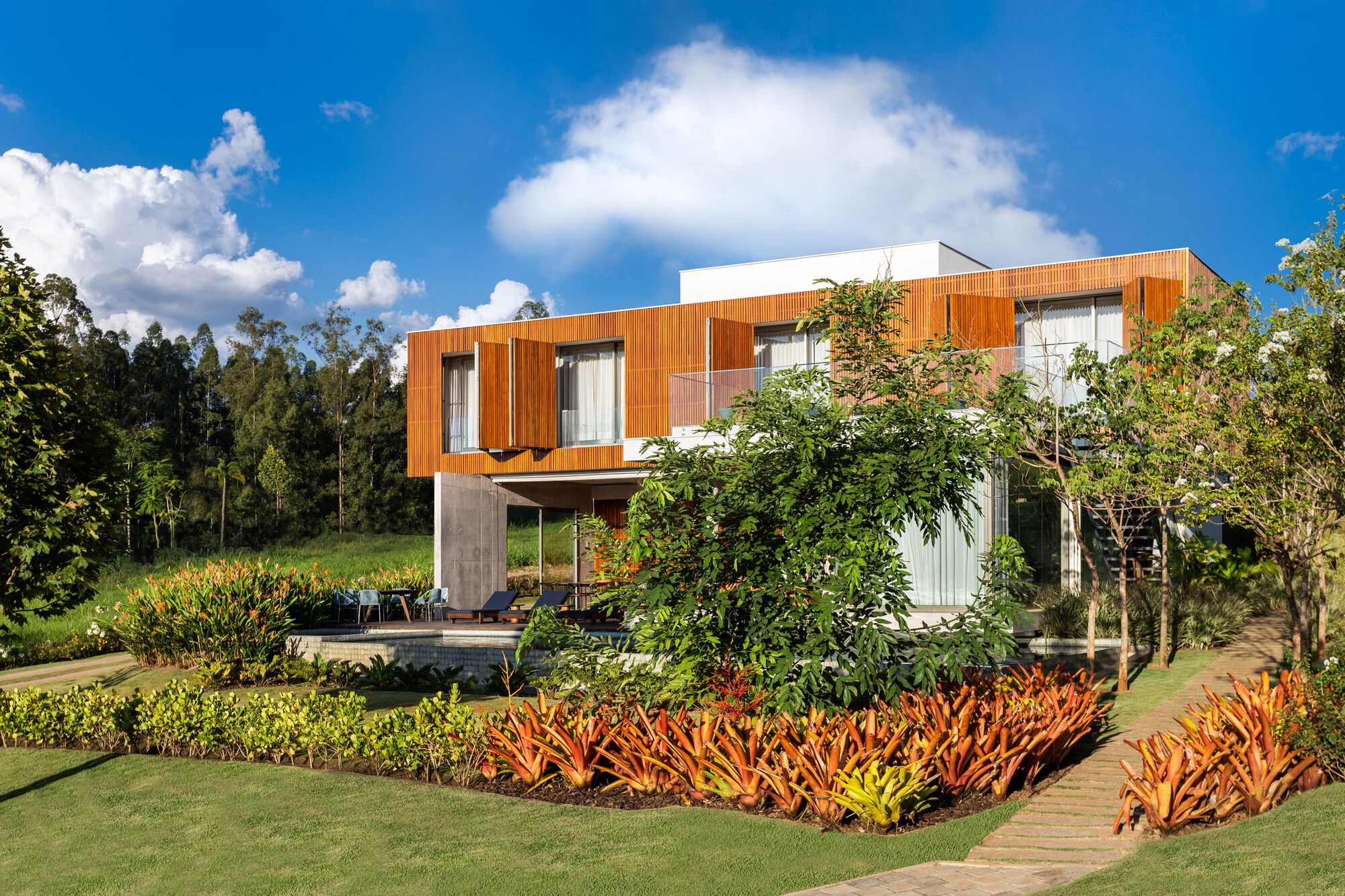 自建别墅丨巴西丨FGMF-19