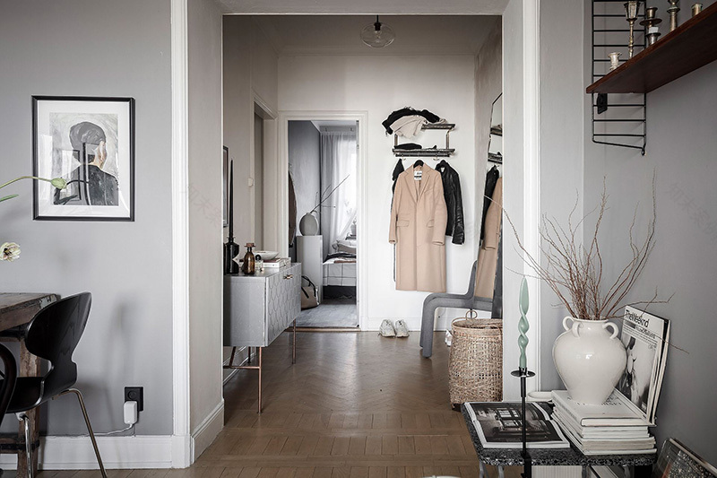 哥德堡 51 平米时尚公寓 | 灰墙砖厨、复古走廊,小空间大创意-14