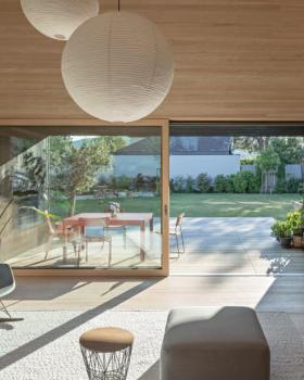 奥地利 Perchtoldsdorf 最小住宅设计丨Bernardo Bader Architects