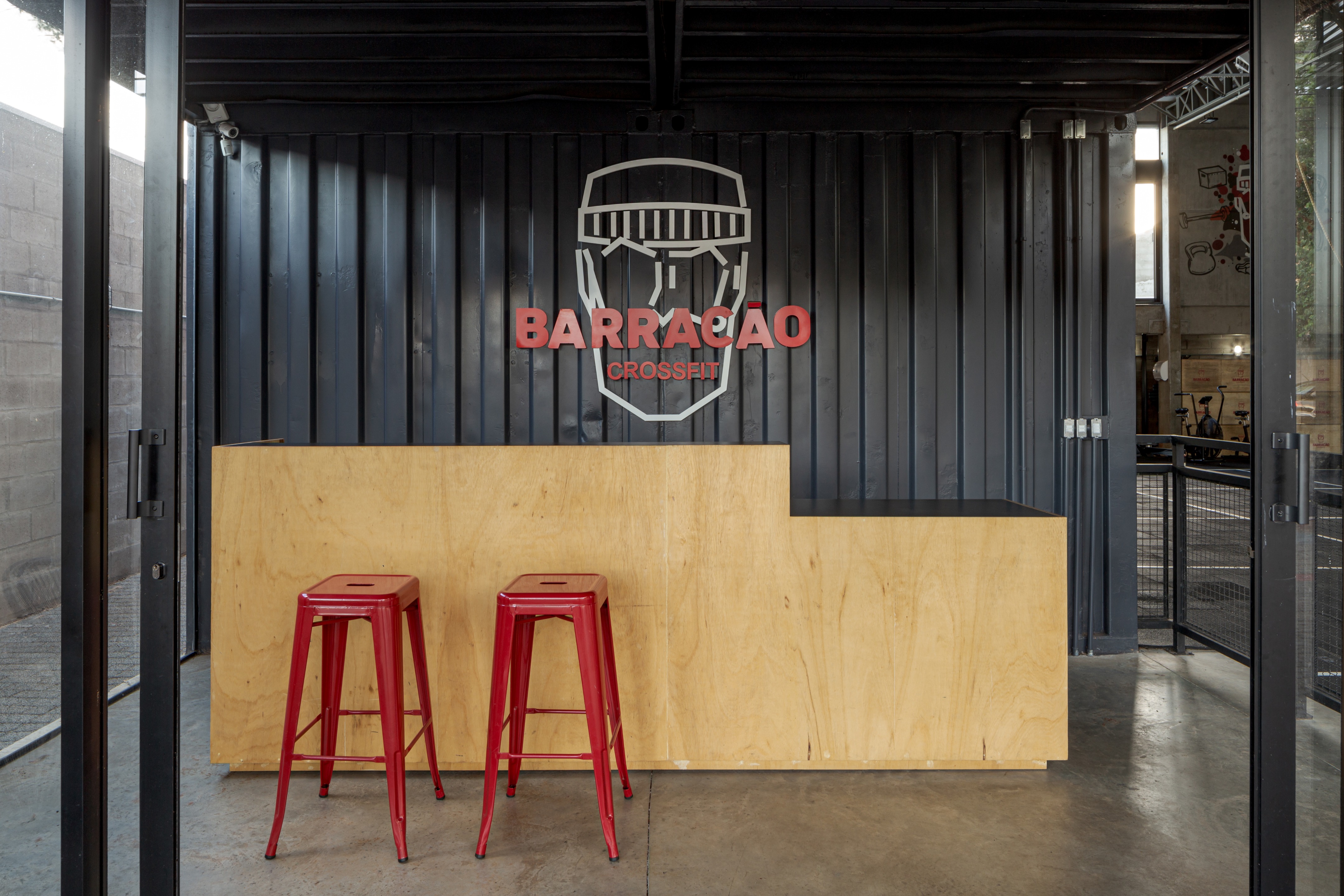 Crossfit Barracão 集装箱健身房设计-17