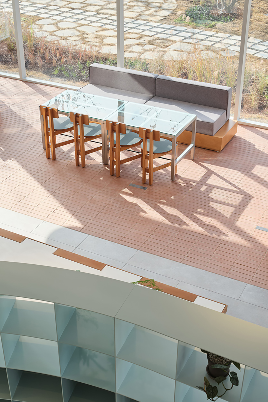 建筑师设计的咖啡、面包店空间502 Coffee Roasters,韩国,首尔 | Space design by stof - 面包店 - 餐厅LOGO-VI空间设计-全球餐饮研究所-9