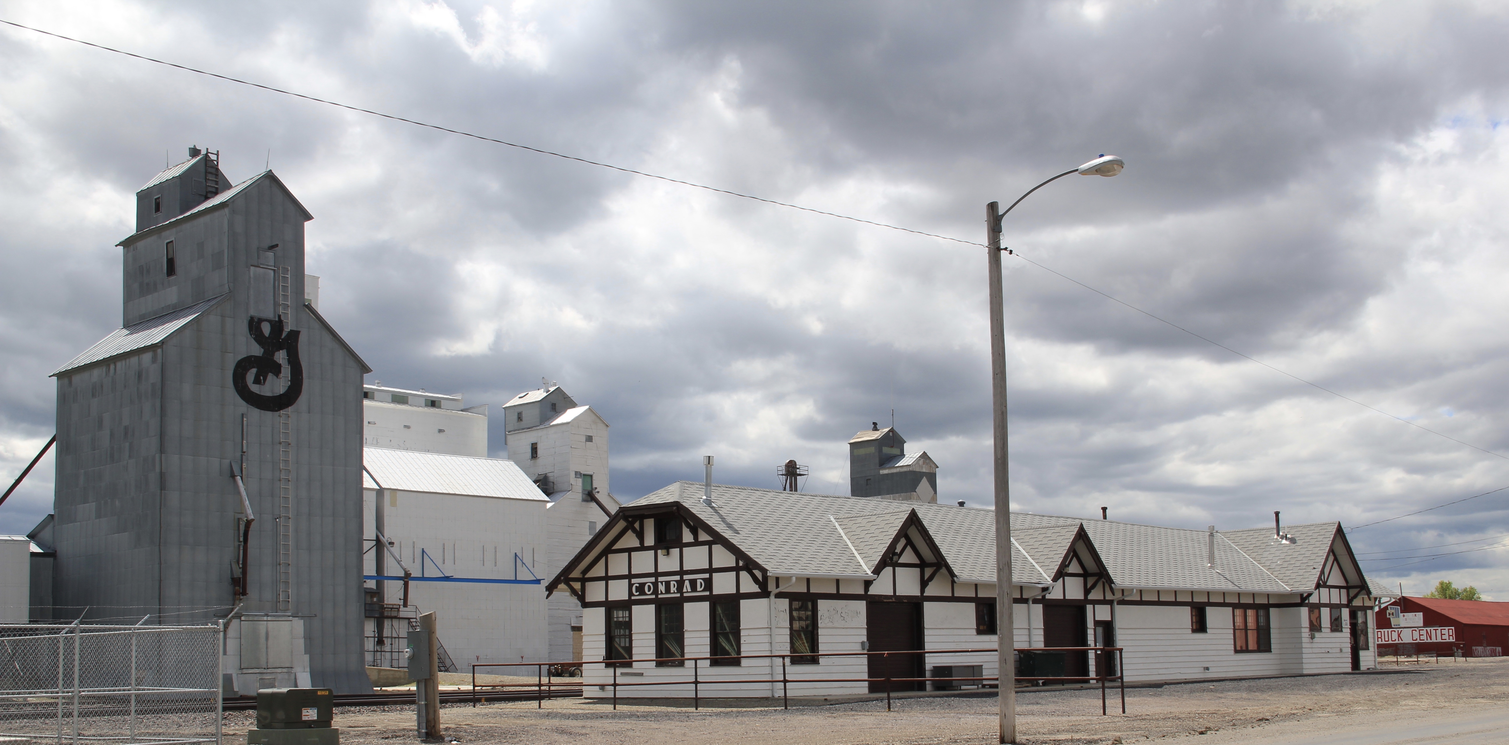 Conrad’s railroad corridor相关建筑修复等丨美国蒙大拿-2