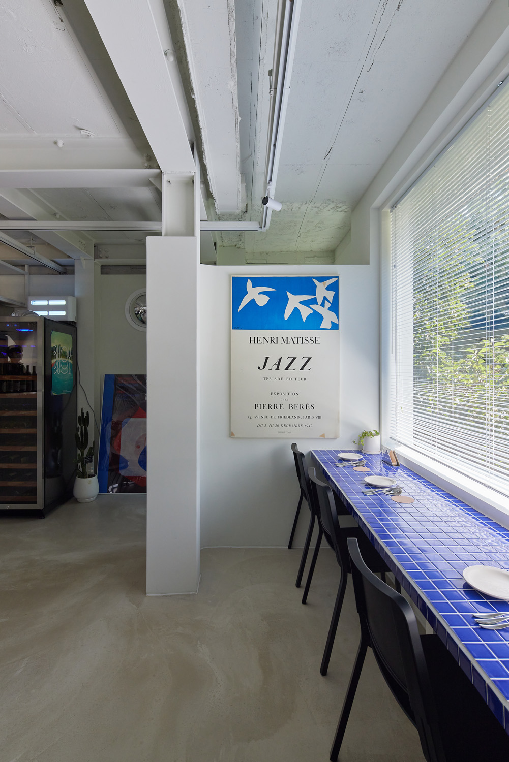 白色与蓝色的简约时尚 | 18 平米小空间的优雅转身-8