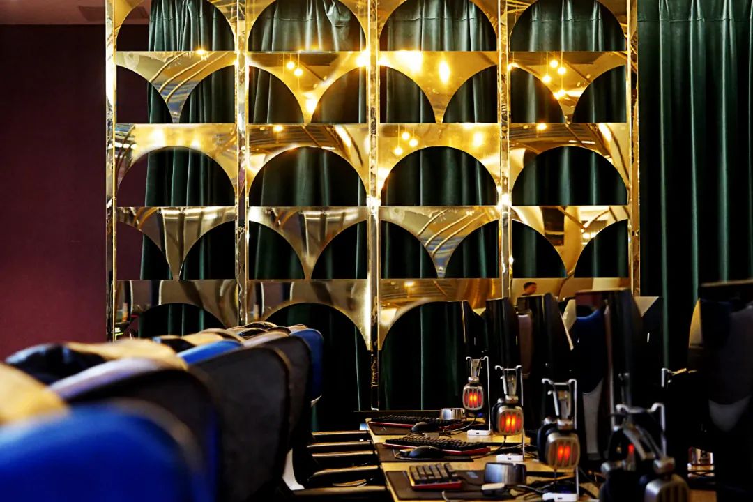 湘华网络(万达店)-17