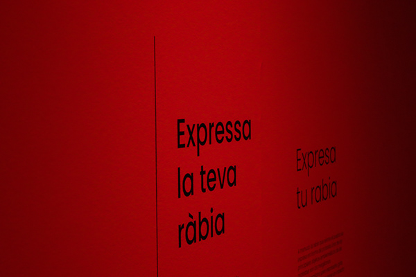 回声，一座城市的反射（注：refle·os推测应为reflejos，西班牙语反射、反响之意） -57