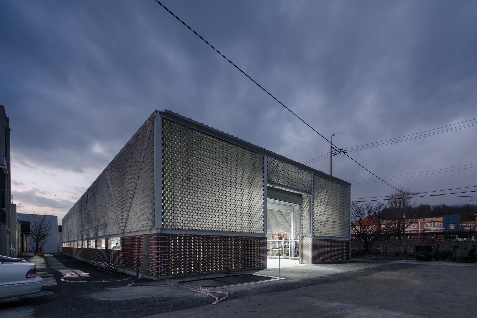 ASAN Warehouse  / Studio Atelier Maroo-39