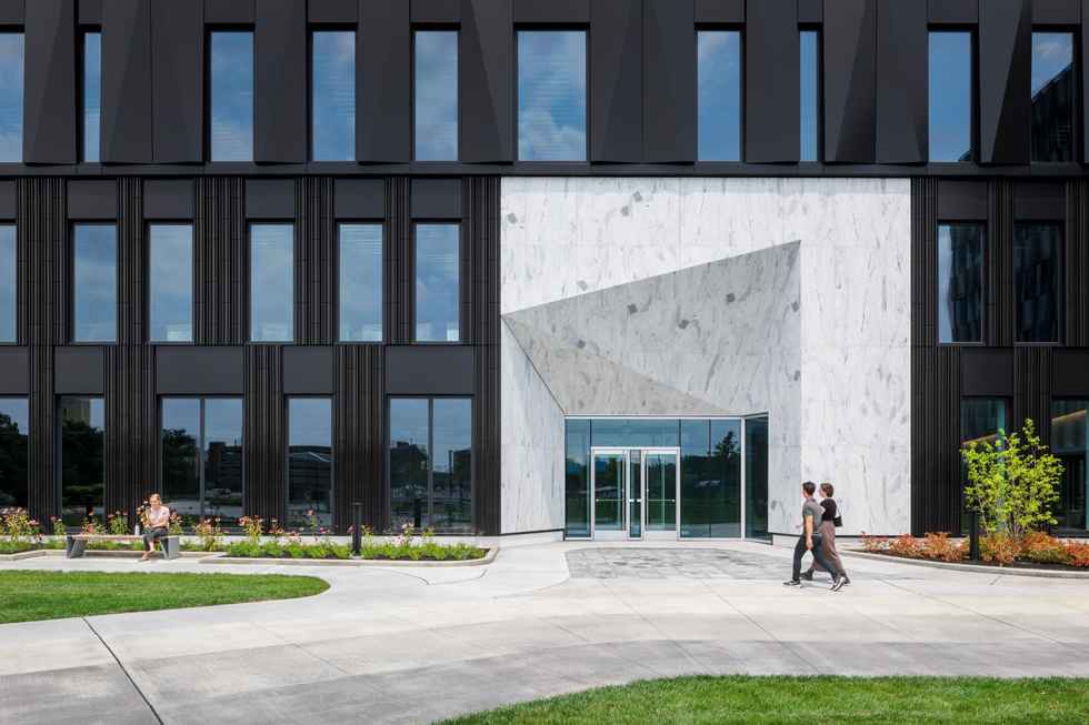 Digital Futures (Cincinnati Uptown Gateway) | Site Design Group-15