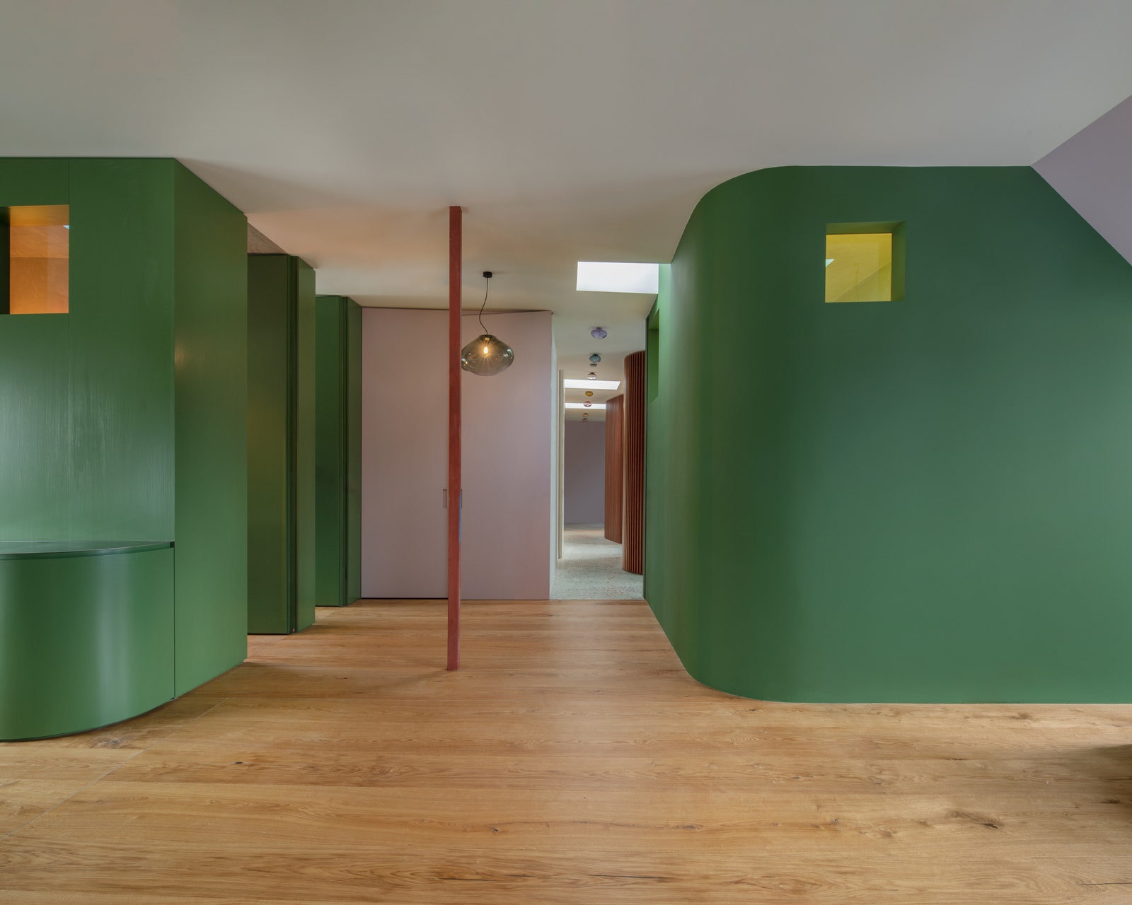 400 平米柏林 Charlottenburg 顶层公寓,打造自家小城的独特设计-10