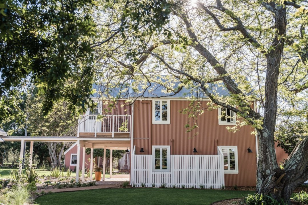 澳大利亚乡村农场住宅的现代复兴-3