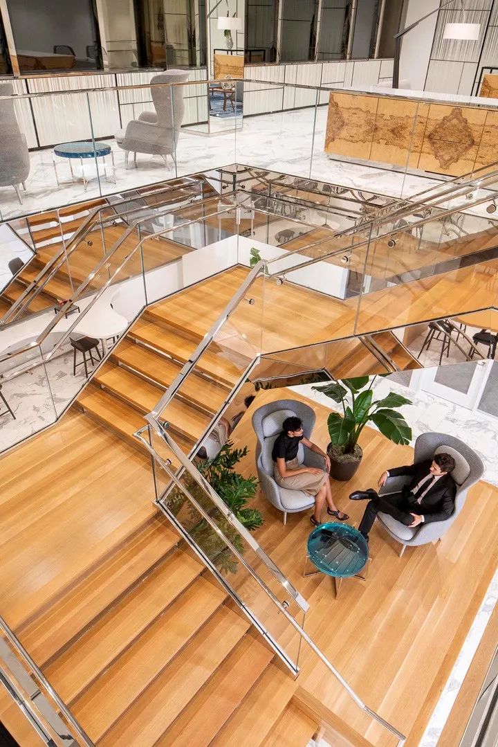 芝加哥 CRA 办公室改造 | 自然光与灵动通透的完美结合-17