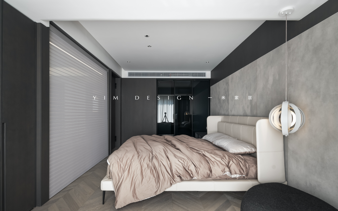 月光别墅 · 黑白灰的现代轻奢空间丨缪婕,张茜-48