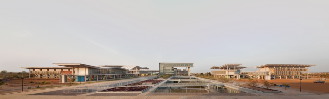 阿戈斯蒂纽·内图大学校园建设项目丨安哥拉罗安达丨Perkins+Will-7