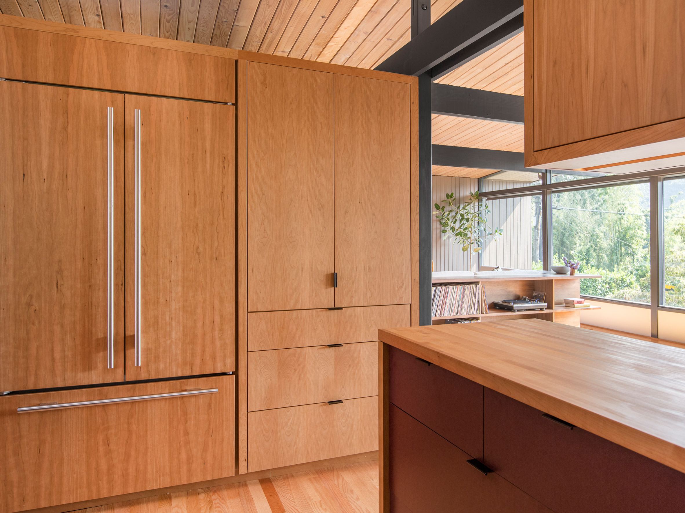 Mid-century home in Seattle undergoes sensitive restoration by SHED-8