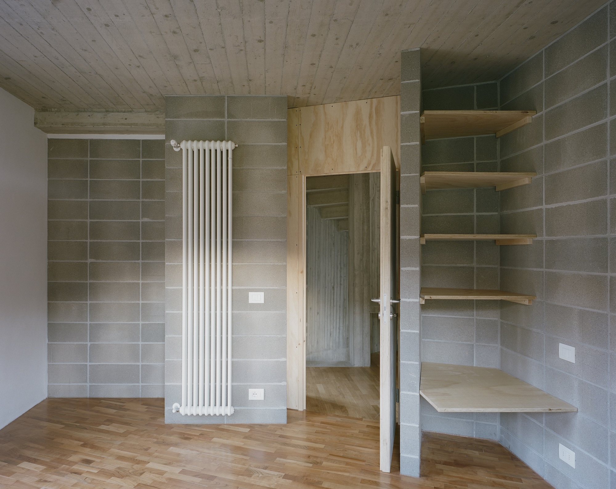 BM 大厦；BM 楼（注：若BM有特定指代，需结合具体信息进行更准确的翻译） 丨意大利库内奥丨ErranteArchitetture-38