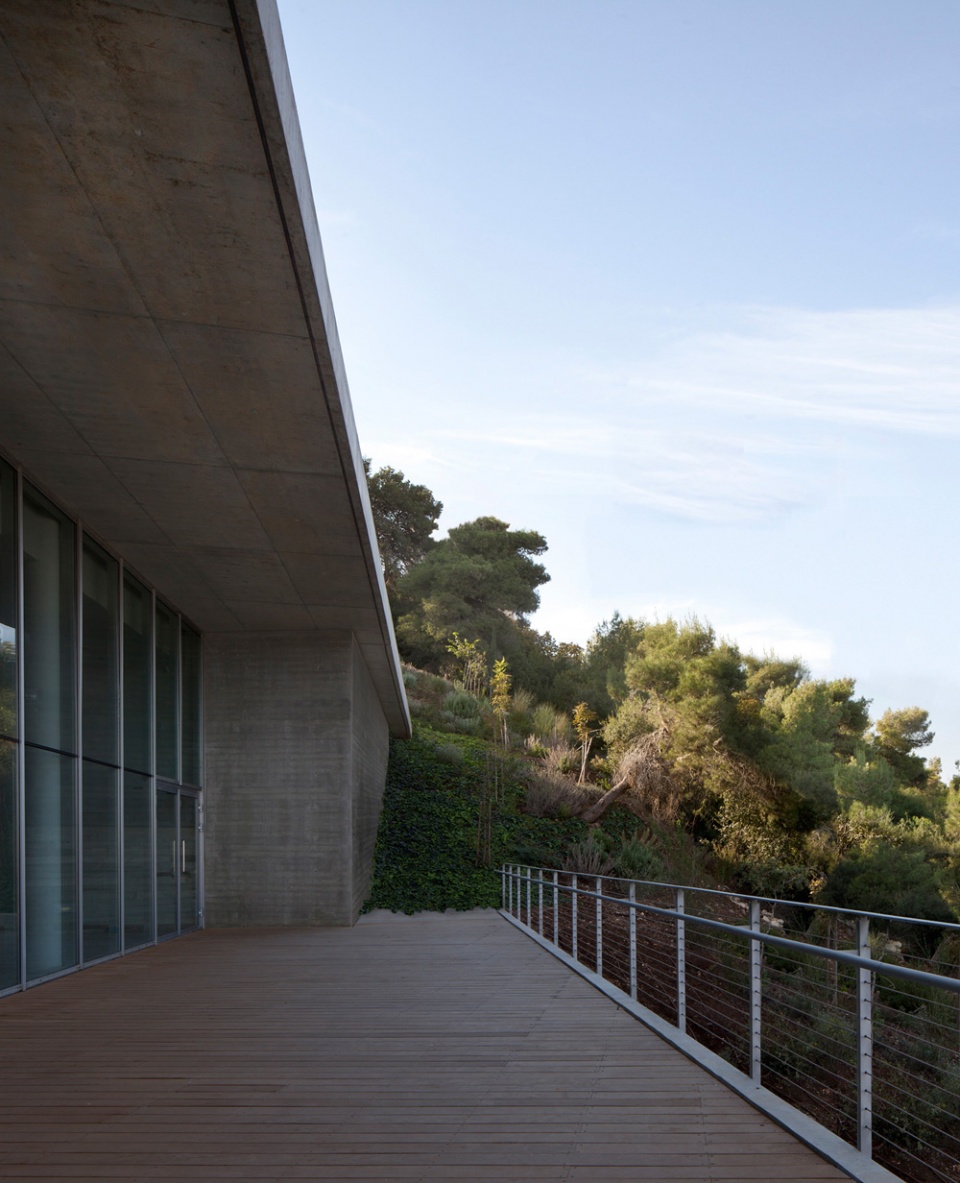 海法大学学生中心-45