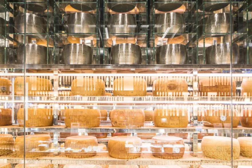 沉浸式的 Parmigiano Reggiano 体验店-36