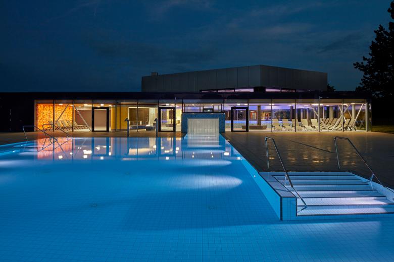 Solebad Bad Wimpfen 温泉浴场丨德国丨4a Architekten-0