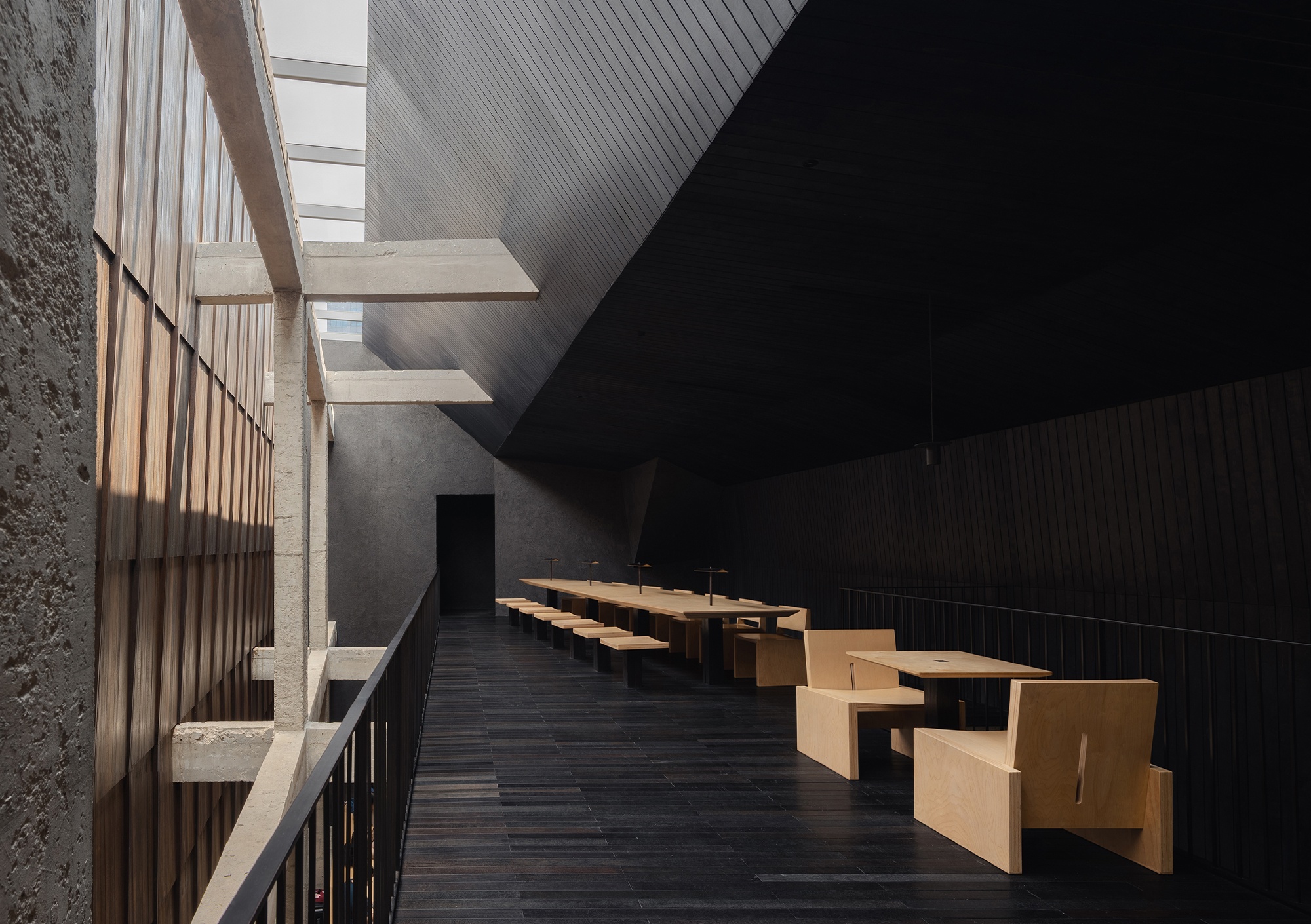 印尼巴淡岛 ITSUMO 甜品店丨Kousou 设计-18