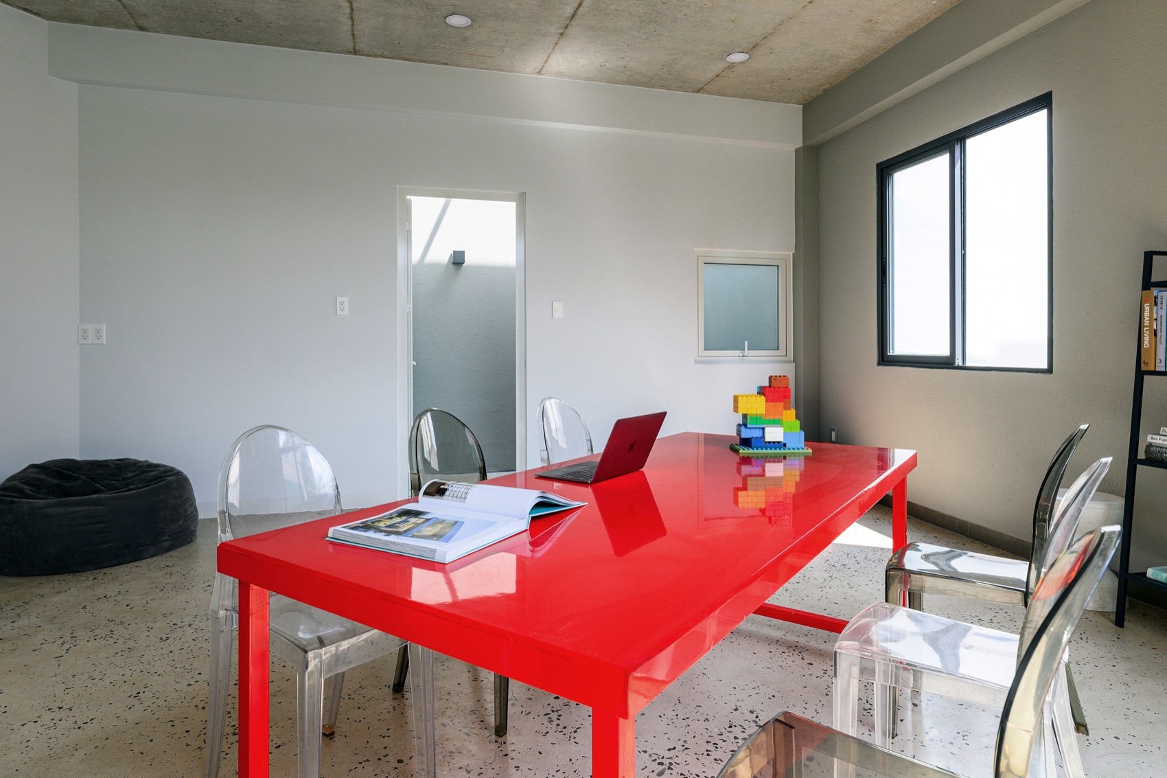 CORNERSTONE综合用途建筑，越南 / ROOM+ Design & Build-35