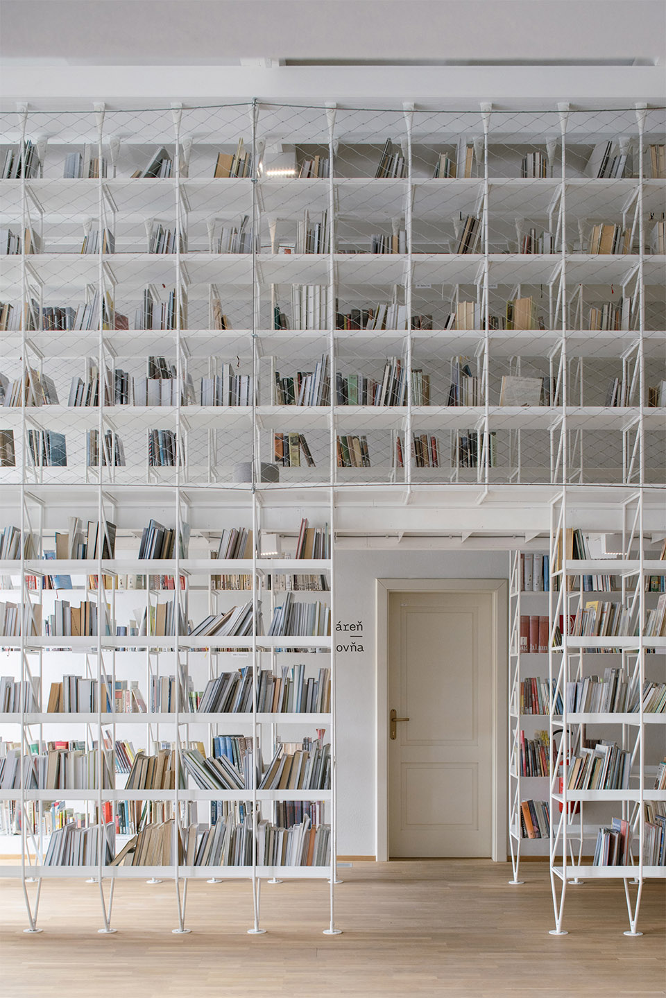 普雷绍夫P·O·Hviezdoslav区域图书馆室内改造丨斯洛伐克普雷绍夫丨DOXA + bistan architekti-31