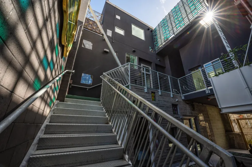 达芙妮·麦卡洛 · 圣地亚哥丨美国-32