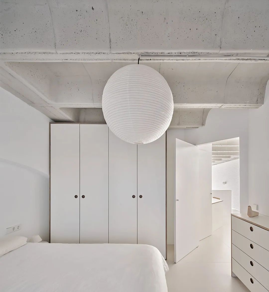 纯白极简两居室丨西班牙丨Allaround Lab-32