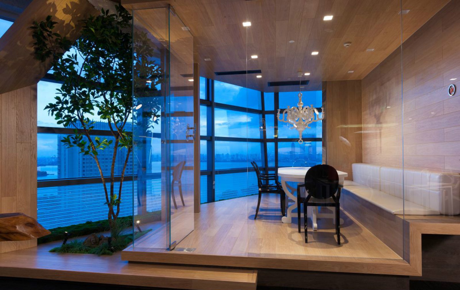 两个天堂企业ＯＦＦＩＣＥ-9