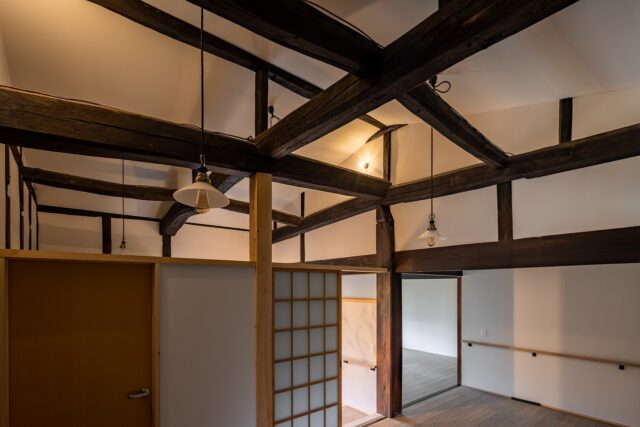 層の格子丨一級建築士事務所サカキアトリエ戸川賢木-38