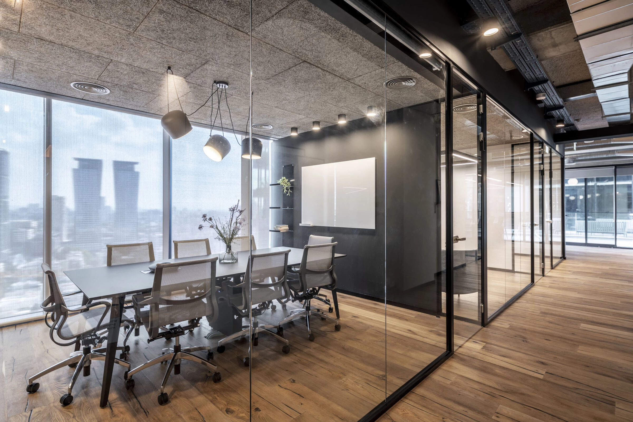 Immunai 以色列办公室 | 温暖木质空间中的几何趣味-8