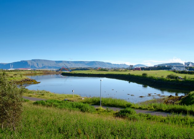 雷克雅未克金字塔形状人行天桥建造丨Teiknistofan Trod-5