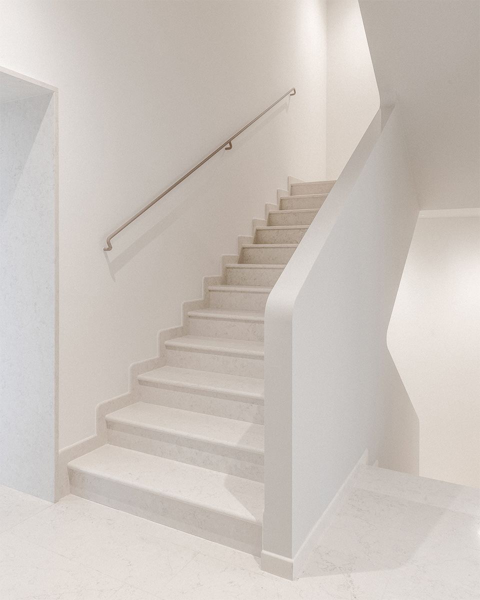 Montebelluna市中心住宅综合体翻新，意大利 / Studio Bressan-48