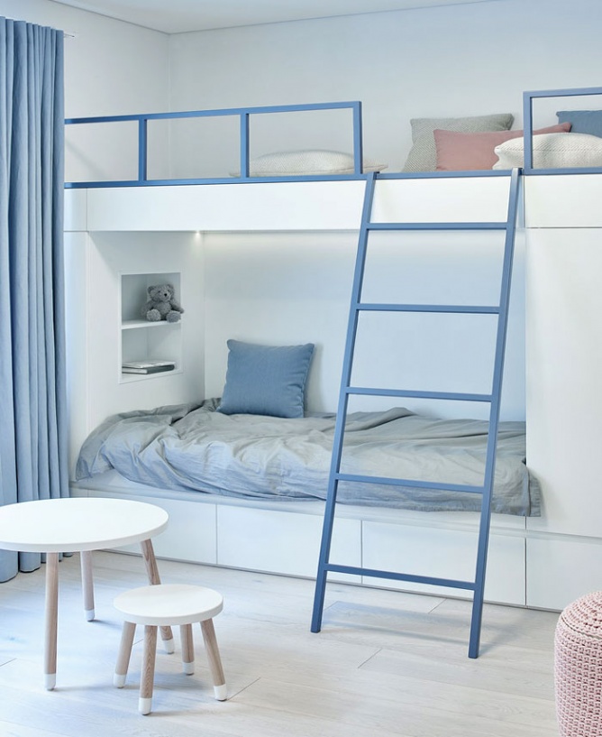 极简主义和鲜明特色的家-16