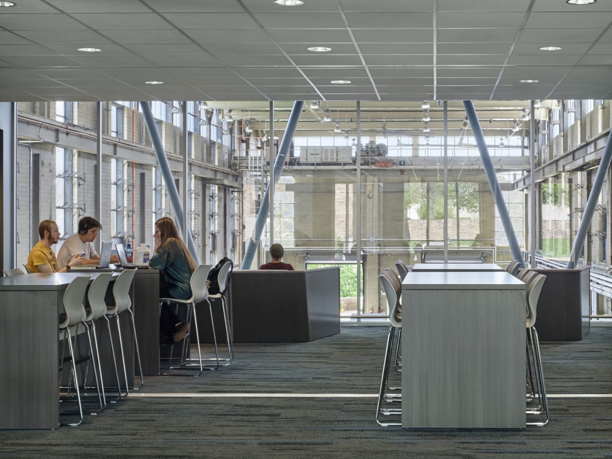 废弃钢铁厂到创新孵化器 | Lehigh University 的 Mountaintop Campus-14