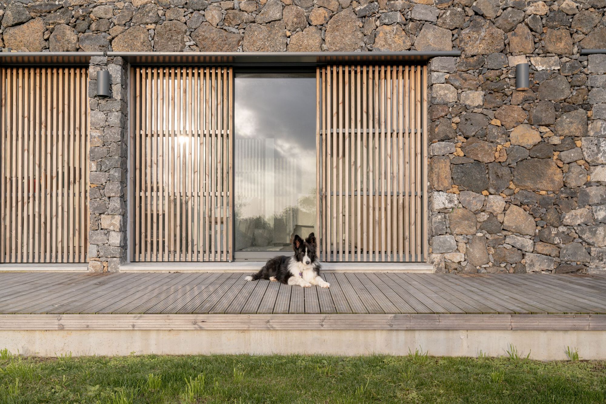 利夫拉门托大厦丨葡萄牙蓬塔德尔加达丨Mezzo Atelier-22