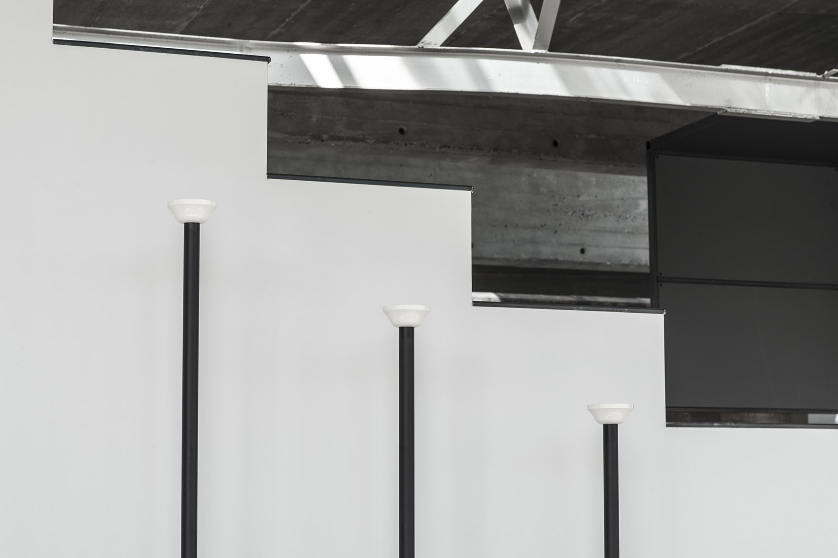 丹麦FLOS灯光展厅 / OEO Studio-45