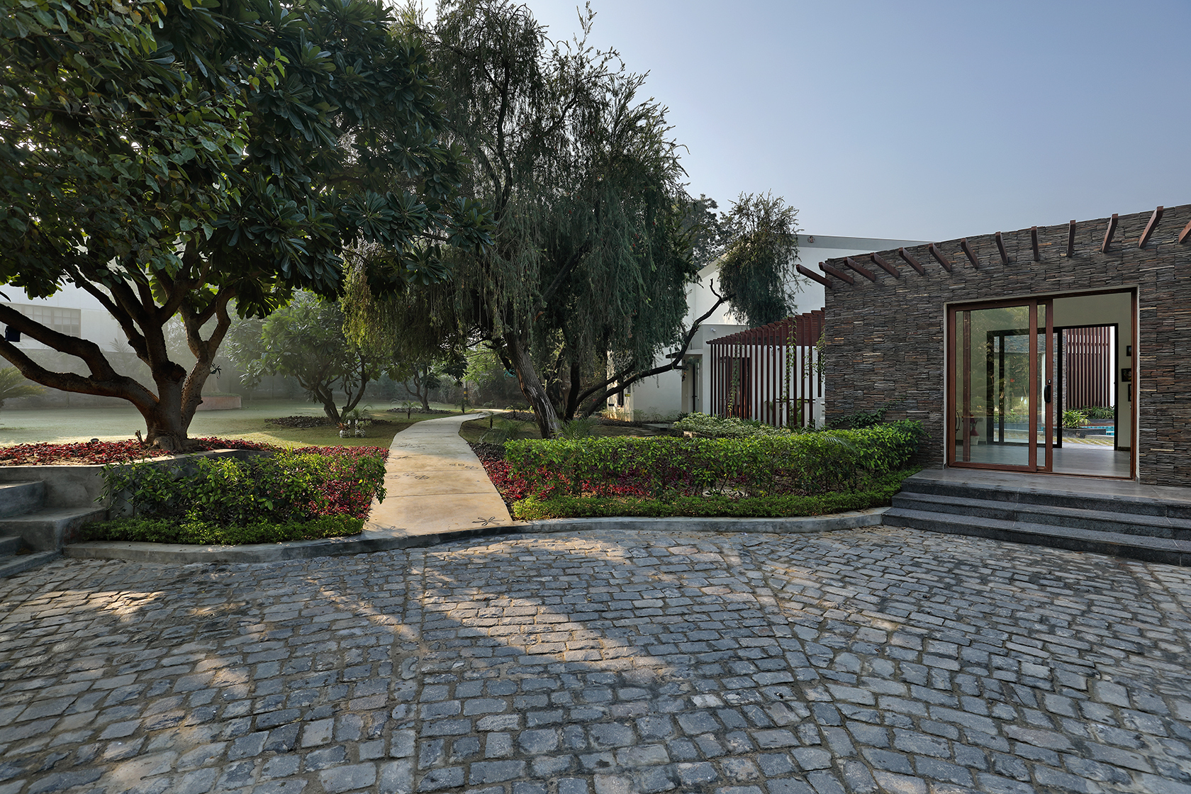 The House of Greens / Intrigue Studio + Lab-38