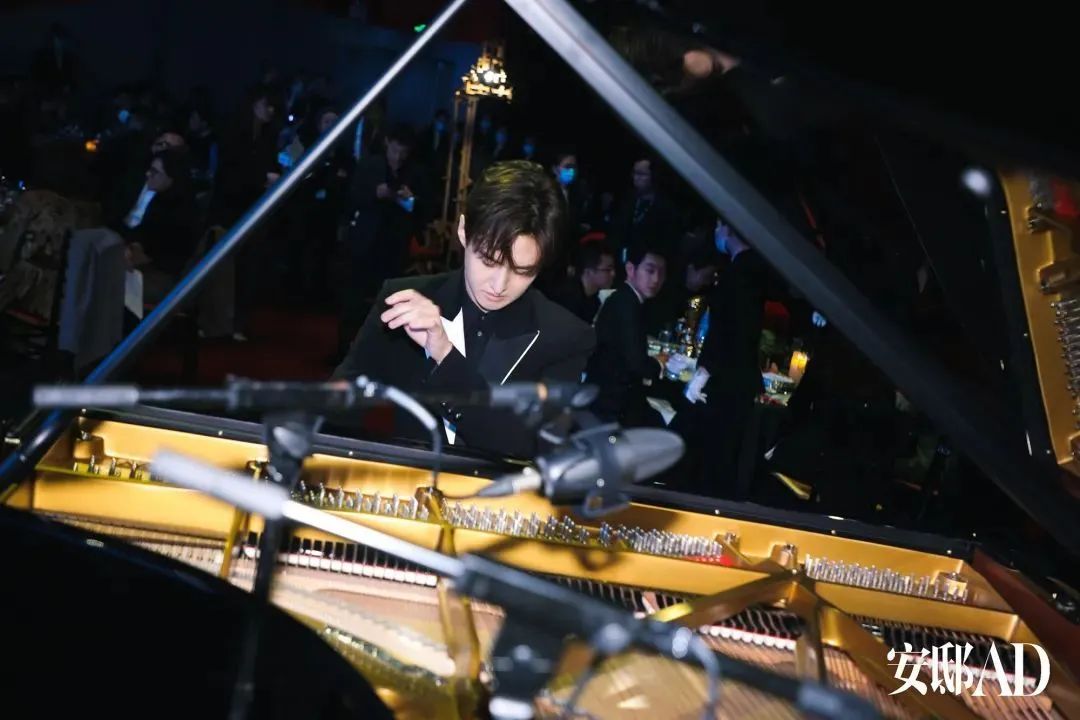 方居建筑荣膺“安邸 AD100 YOUNG”,私宅改造展现蓬勃设计潜力-23