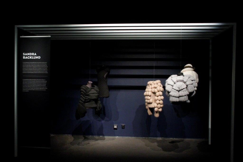 丨Oddbirds与策展人Cay Bond合作-11