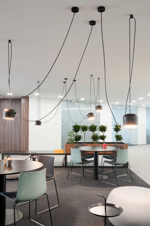 UniCredit银行办公楼室内设计丨贝尔格莱德丨Spring Studio（贝尔格莱德）-21