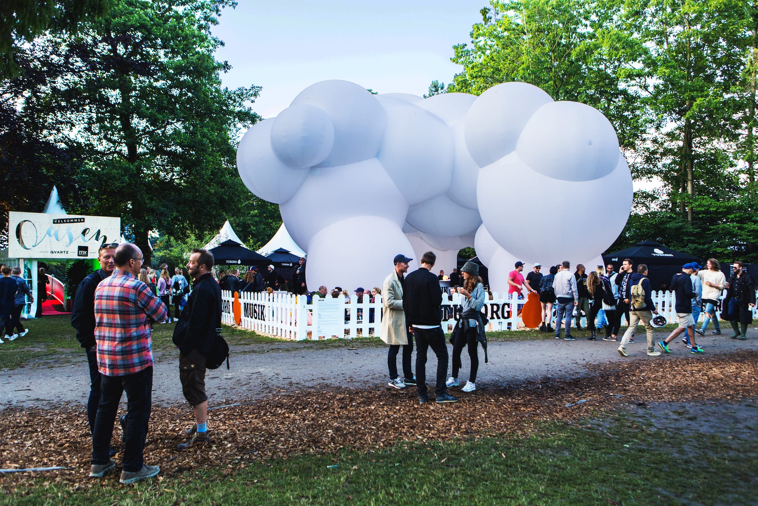 可移动的棉花糖云亭装置(SKUM Pavilion)-2