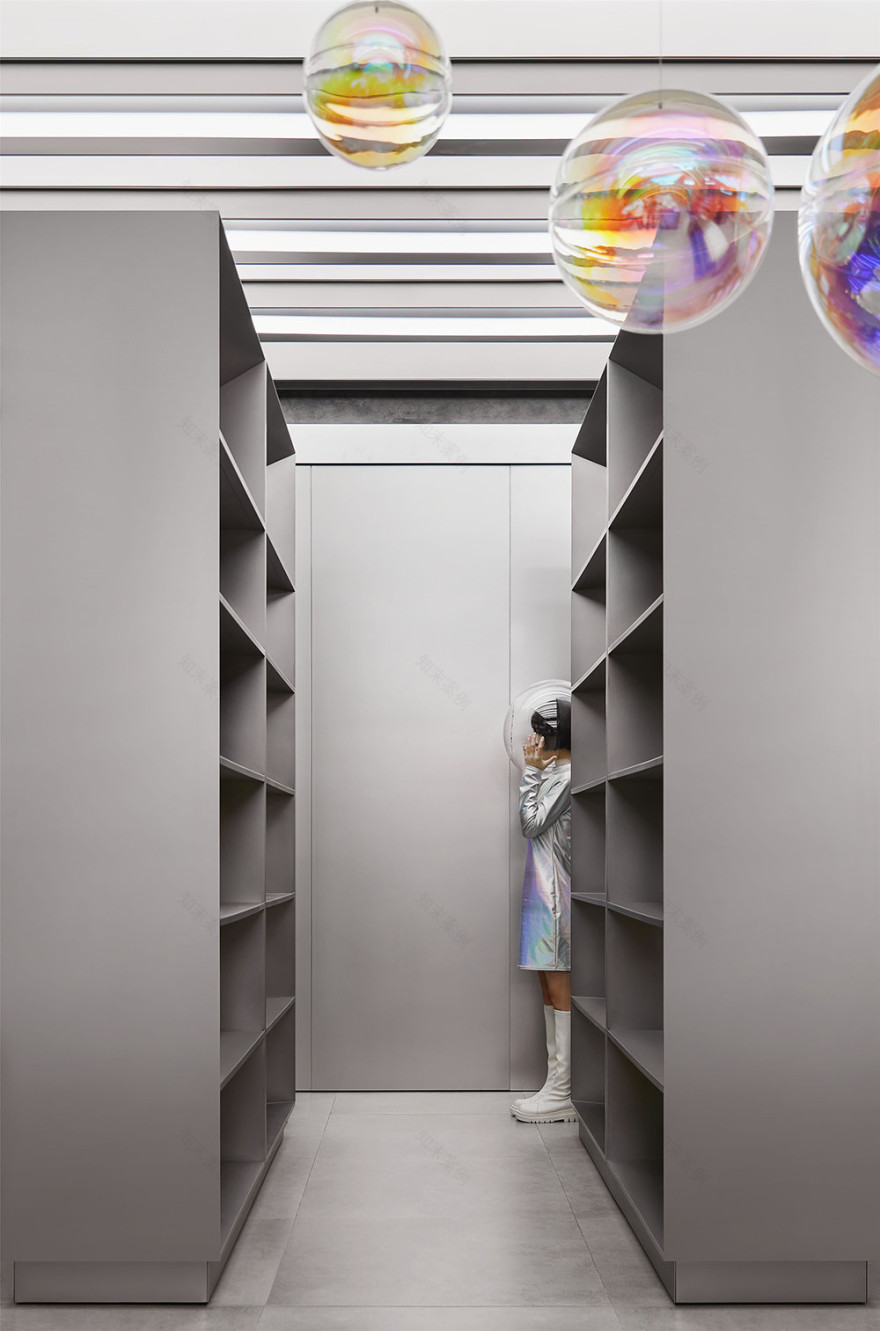 HAYDON 黑洞美妆集合店丨中国北京丨石川设计事务所-14