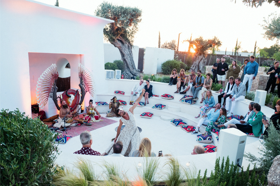 18 位建筑大师的伊维萨岛私人别墅设计,自然融入奢华-221