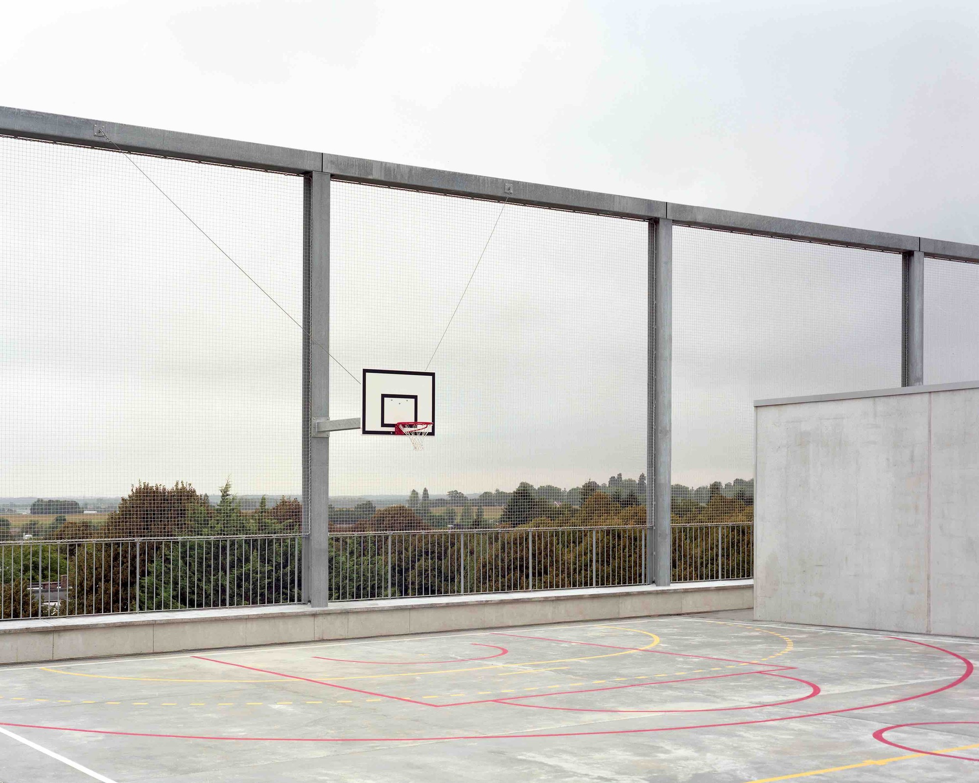 公共冷却器 | 巴黎萨克莱新校区的共享空间-7