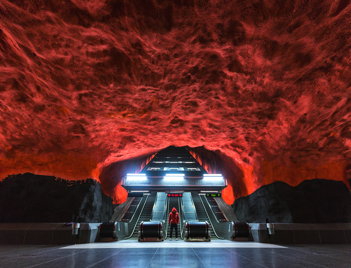 红色连帽衫系列丨瑞典丨Calle Artmark-13