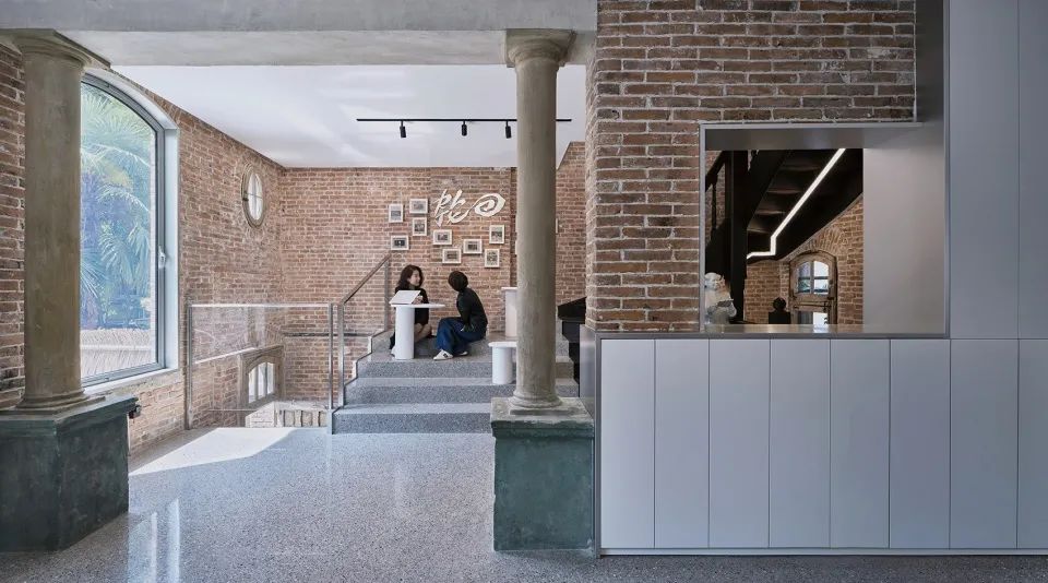 轮回之韵 | KARMA 办公楼改造设计,历史与创新的完美融合-39