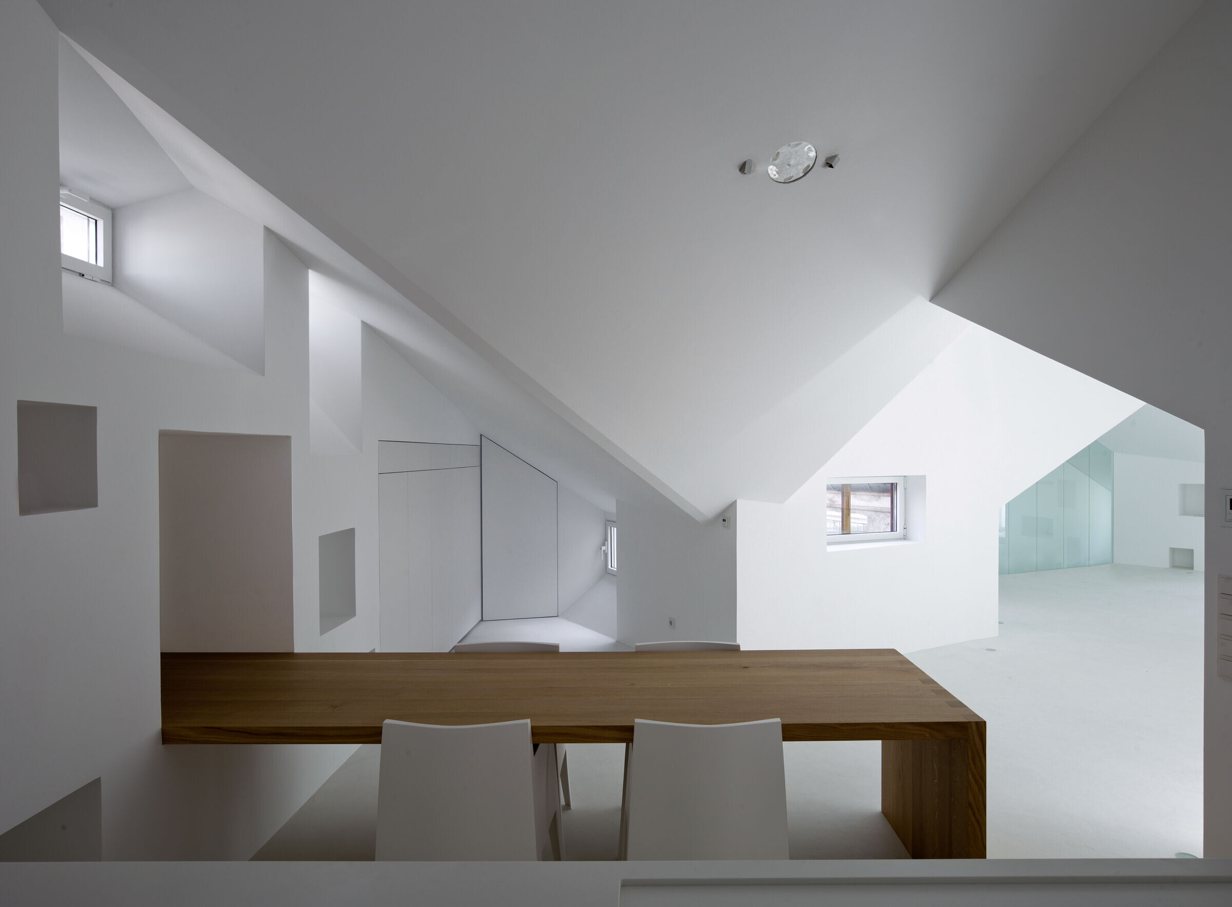 马德里 Apartment H 现代化改造丨西班牙马德里丨Wespi de Meuron Romeo Architects-18